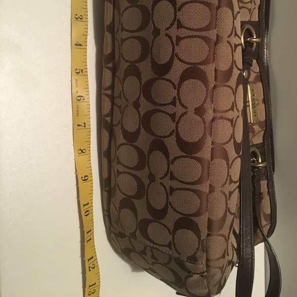 Coach purse - Picture 6 of 8